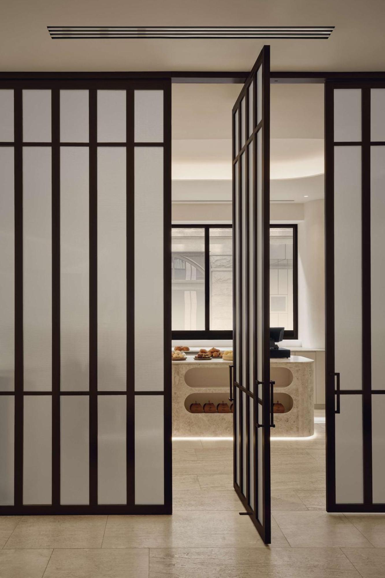 Vogue Hotel Montreal Downtown, Curio Collection By Hilton Ngoại thất bức ảnh